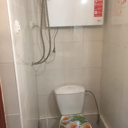 Konukevi Dom 6 Stantsiya Odessa