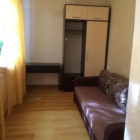 Dom 6 Stantsiya Konukevi